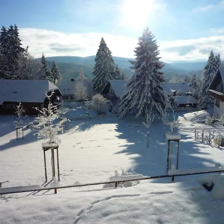 Haus Mit Kamin In Alleinlage *