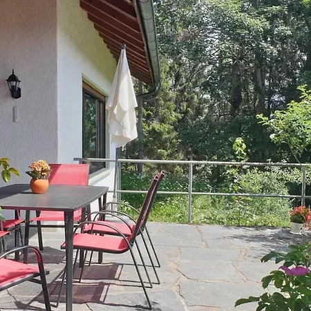 Haus Mit Kamin In Alleinlage