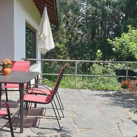 Haus Mit Kamin In Alleinlage Сasa de vacaciones